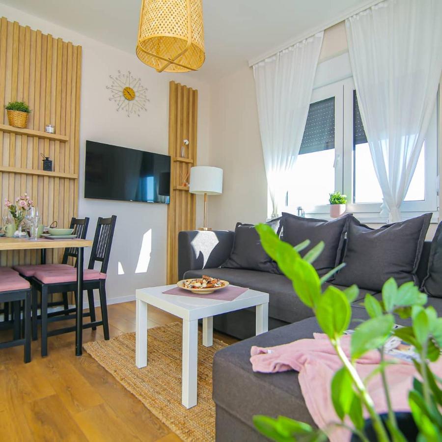 Narcis 17 - Novonamesteni Apartman Sa Prelepim Pogledom Na Tornik Ζλάτιμπορ Εξωτερικό φωτογραφία