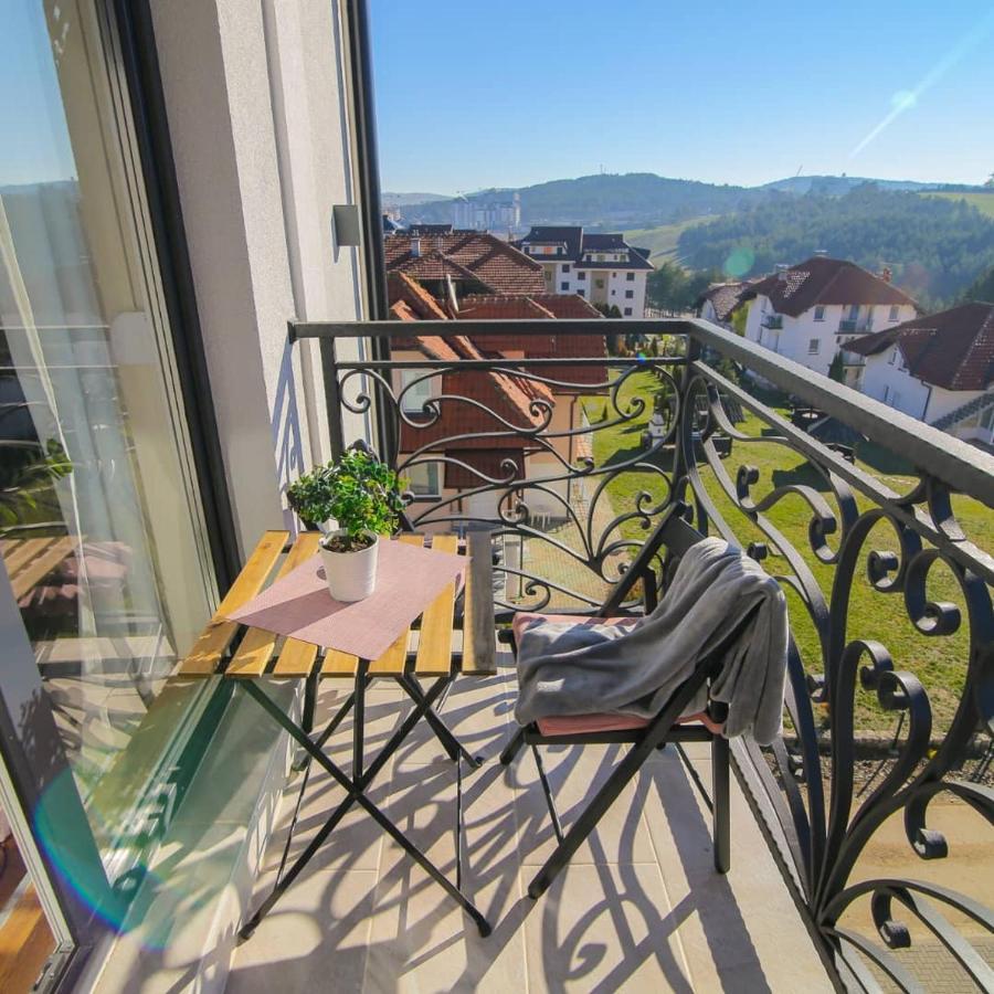 Narcis 17 - Novonamesteni Apartman Sa Prelepim Pogledom Na Tornik Ζλάτιμπορ Εξωτερικό φωτογραφία