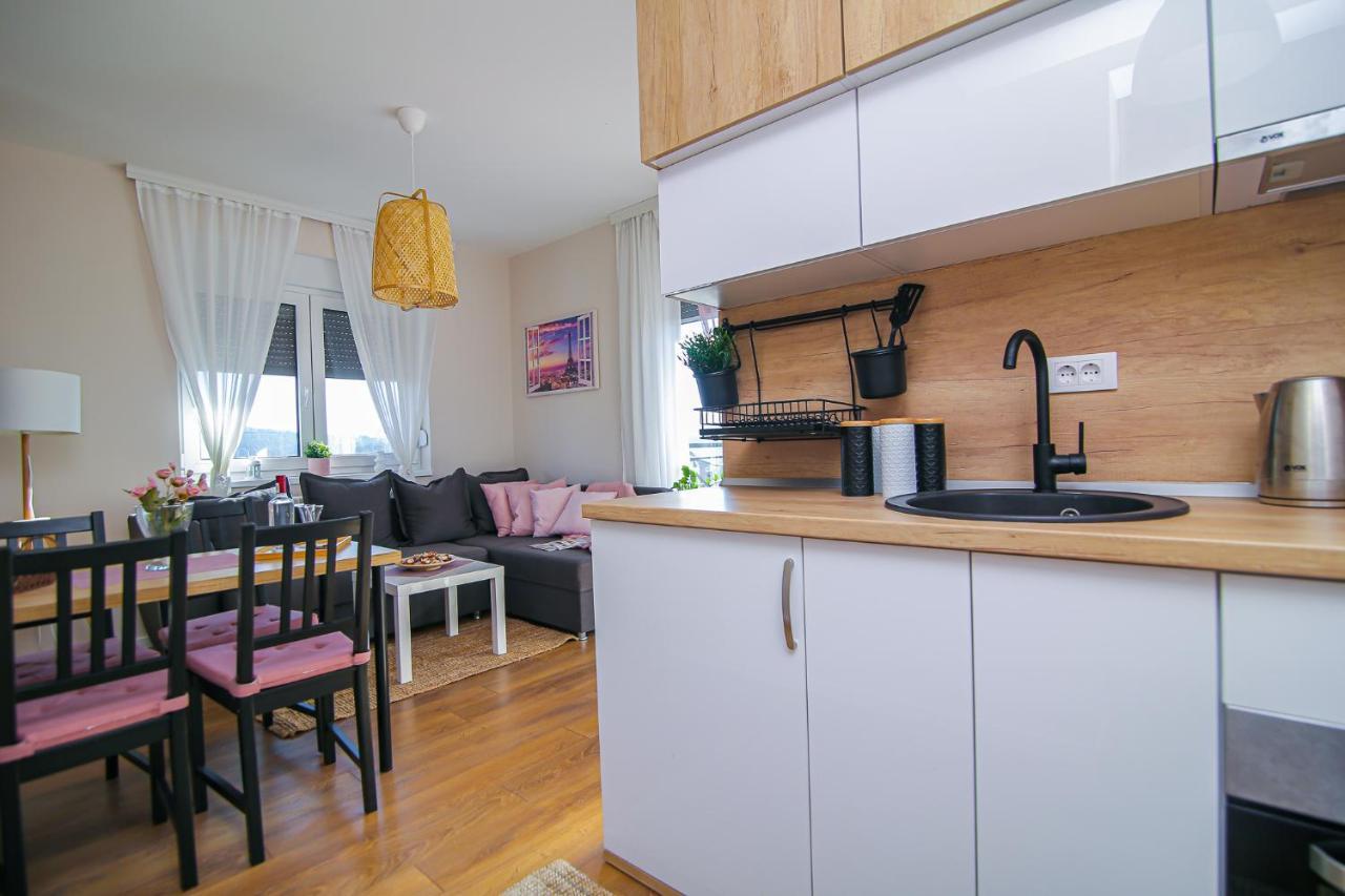 Narcis 17 - Novonamesteni Apartman Sa Prelepim Pogledom Na Tornik Ζλάτιμπορ Εξωτερικό φωτογραφία