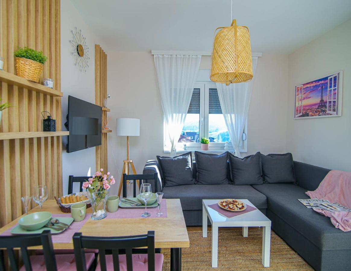 Narcis 17 - Novonamesteni Apartman Sa Prelepim Pogledom Na Tornik Ζλάτιμπορ Εξωτερικό φωτογραφία