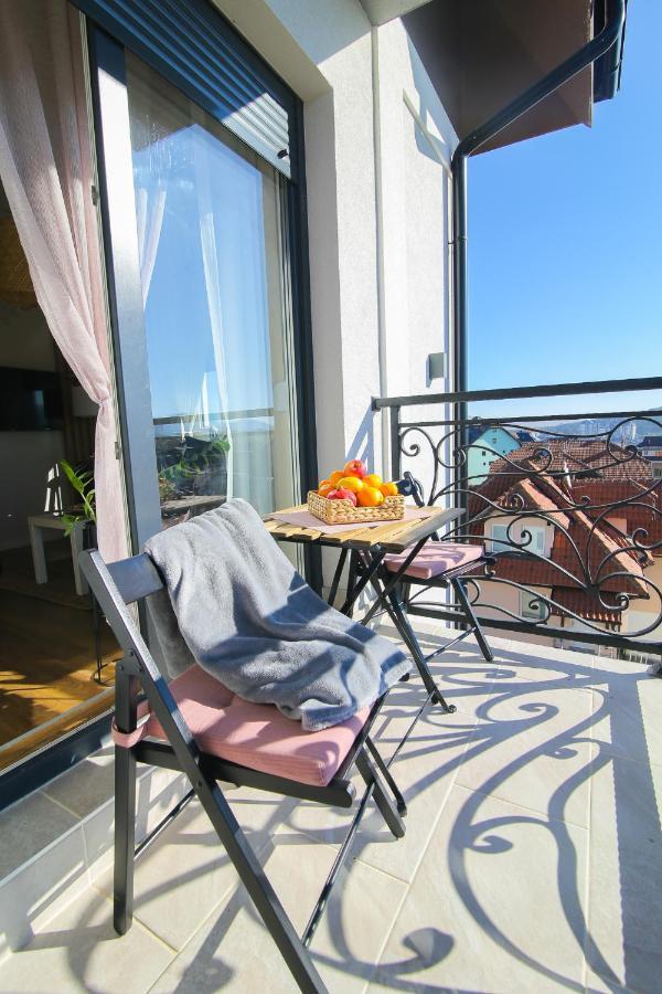 Narcis 17 - Novonamesteni Apartman Sa Prelepim Pogledom Na Tornik Ζλάτιμπορ Εξωτερικό φωτογραφία